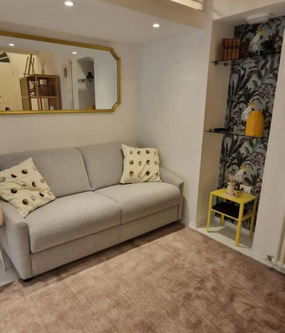 Hestya Domus Apartment Rome Italy