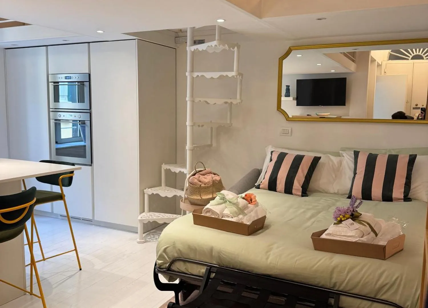 Hestya Domus Apartment Rome